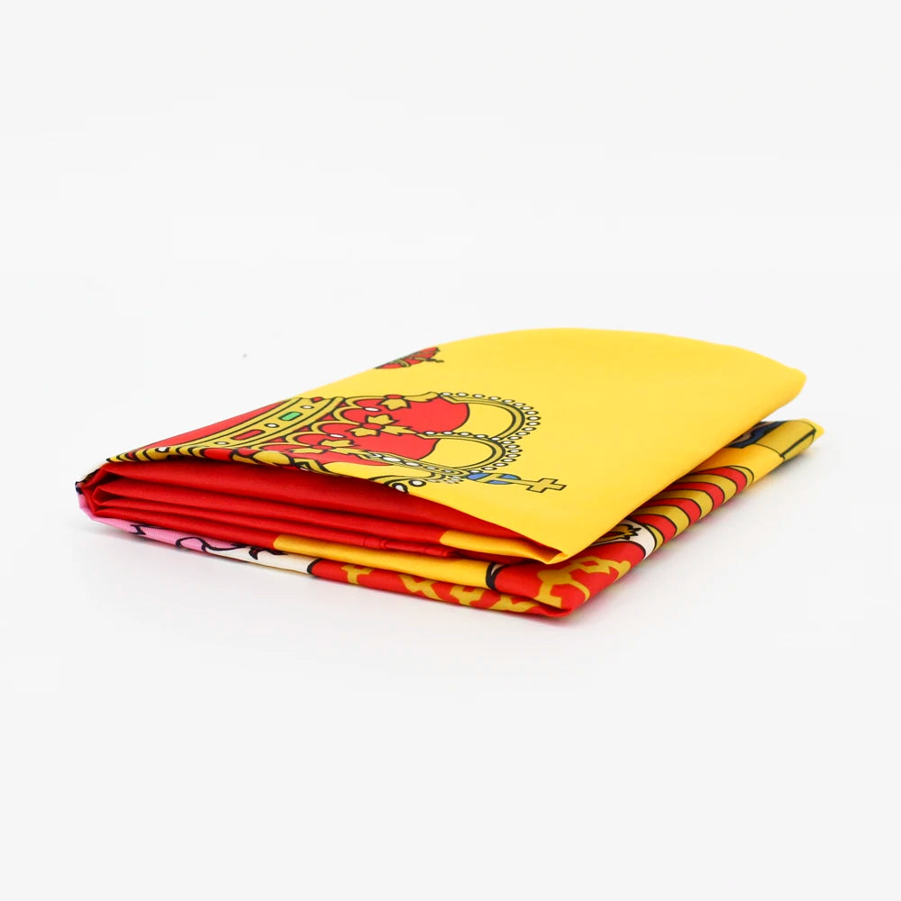 Bandera de España doblada lista para envío